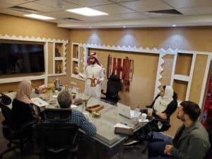 arabic class at a language school compared to an arabic tutor